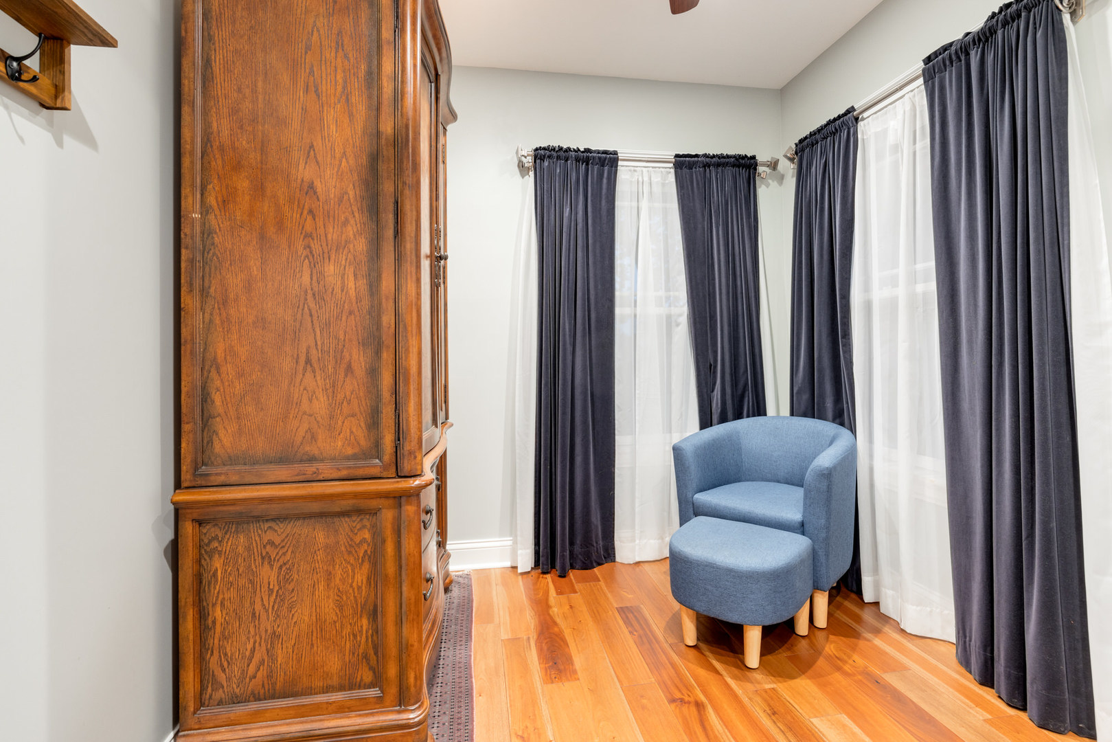 369 Addison Road, Riverside, IL 60546