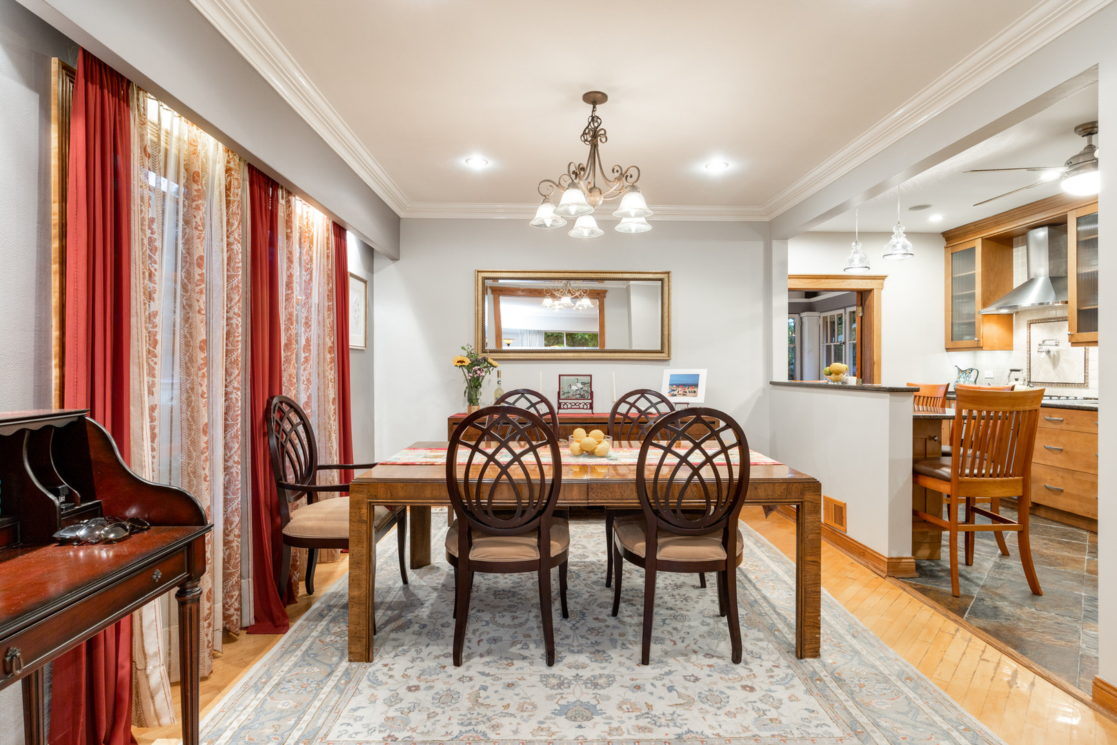 369 Addison Road, Riverside, IL 60546