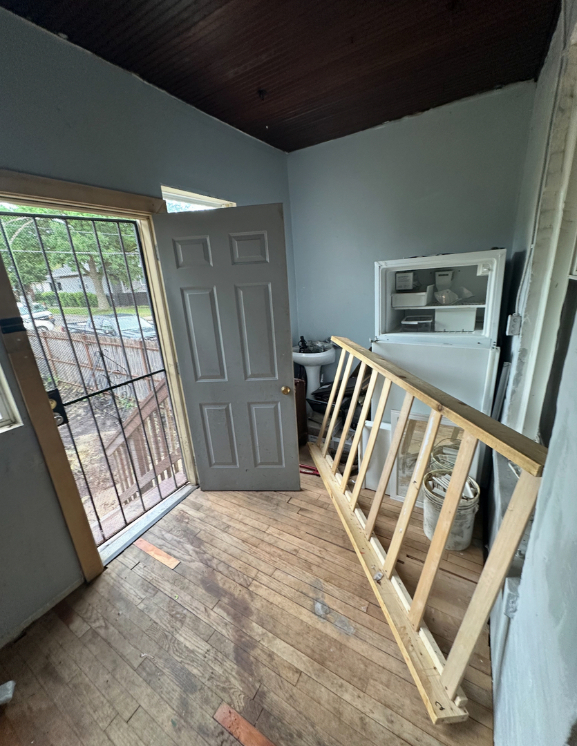1444 W 72nd Place, Chicago, IL 60636