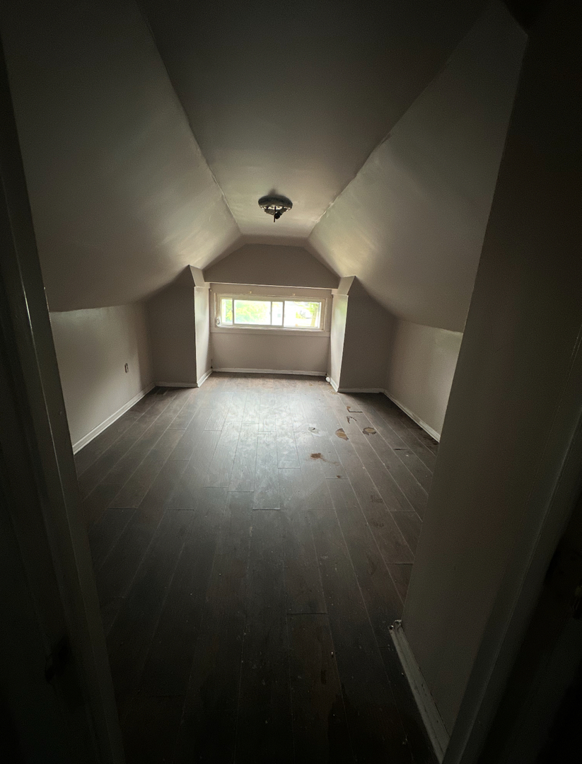 1444 W 72nd Place, Chicago, IL 60636