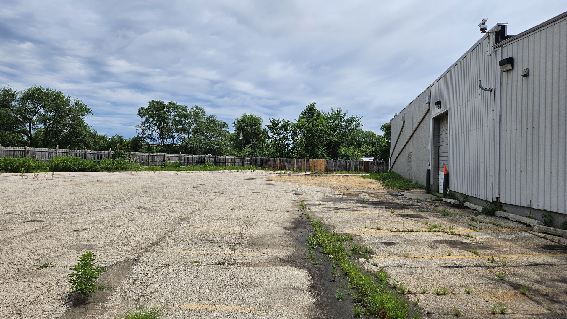 1138 Harrison Avenue, Rockford, IL 61104