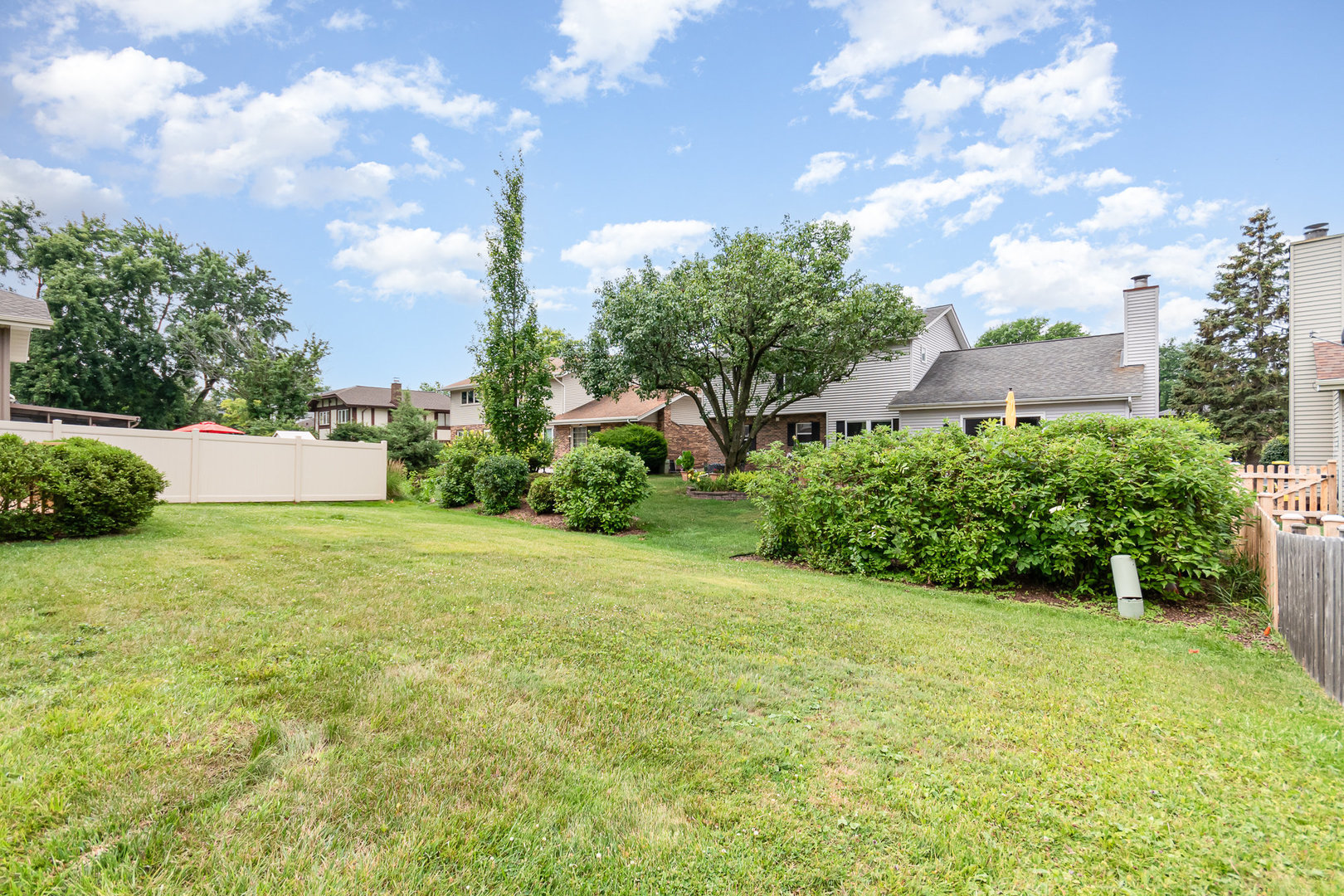 5728 Antler Lane, Westmont, IL 60559
