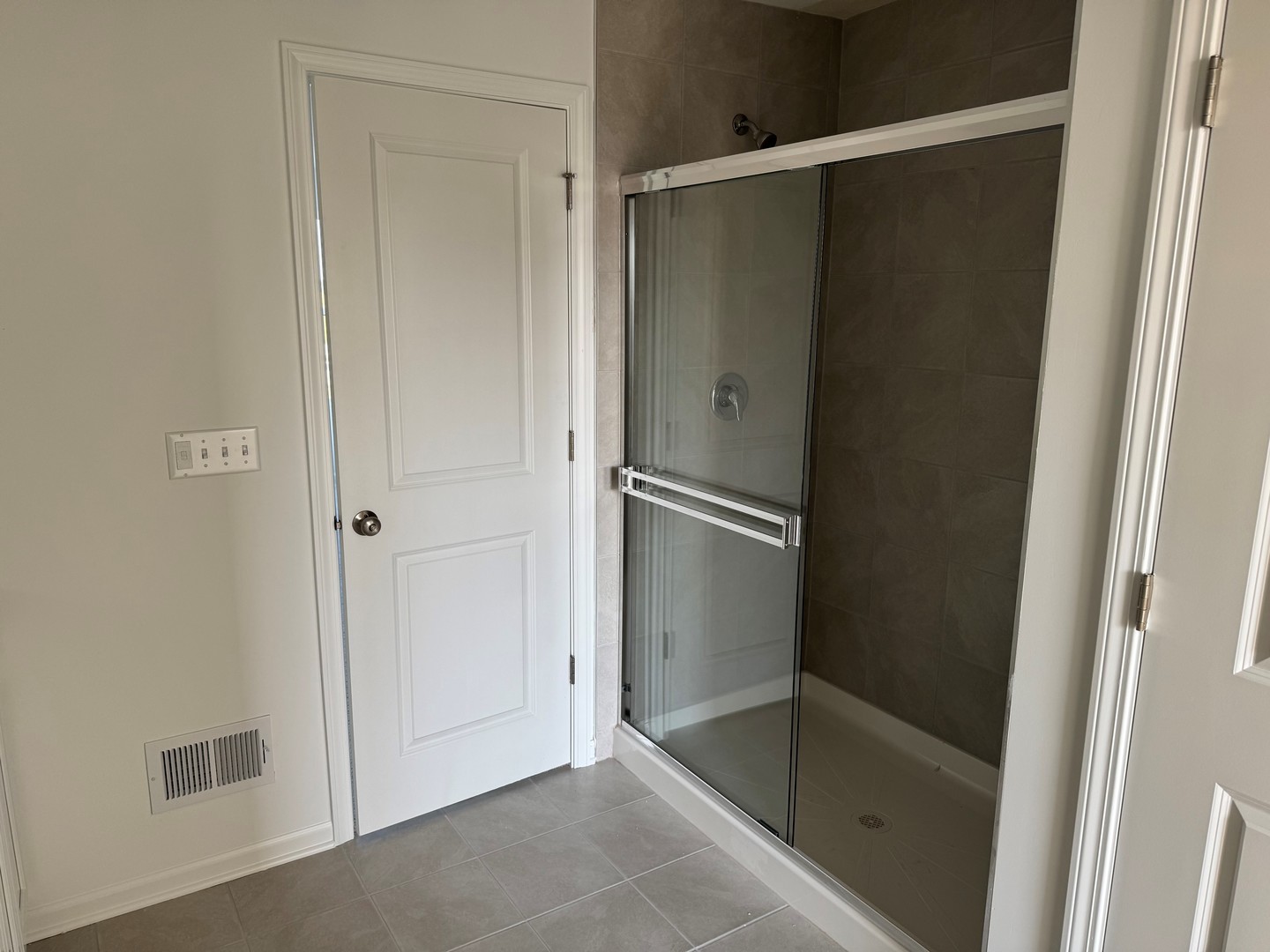 308 Monica Lane, Oswego, IL 60543