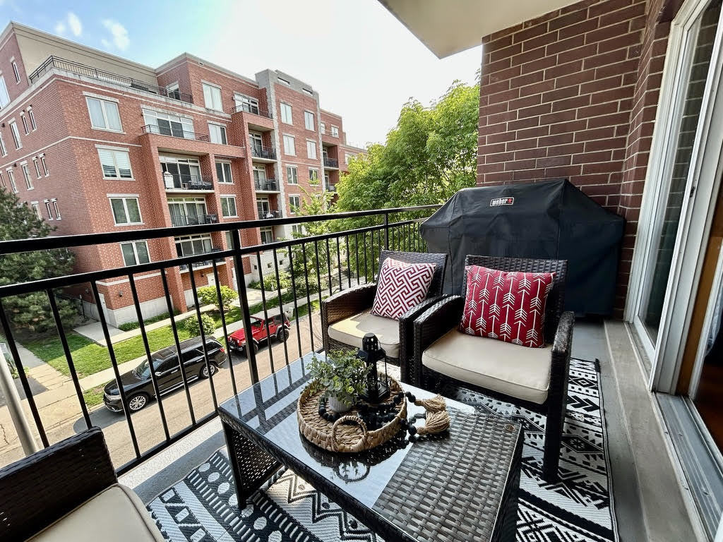 1675 Mill Street #302, Des Plaines, IL 60016