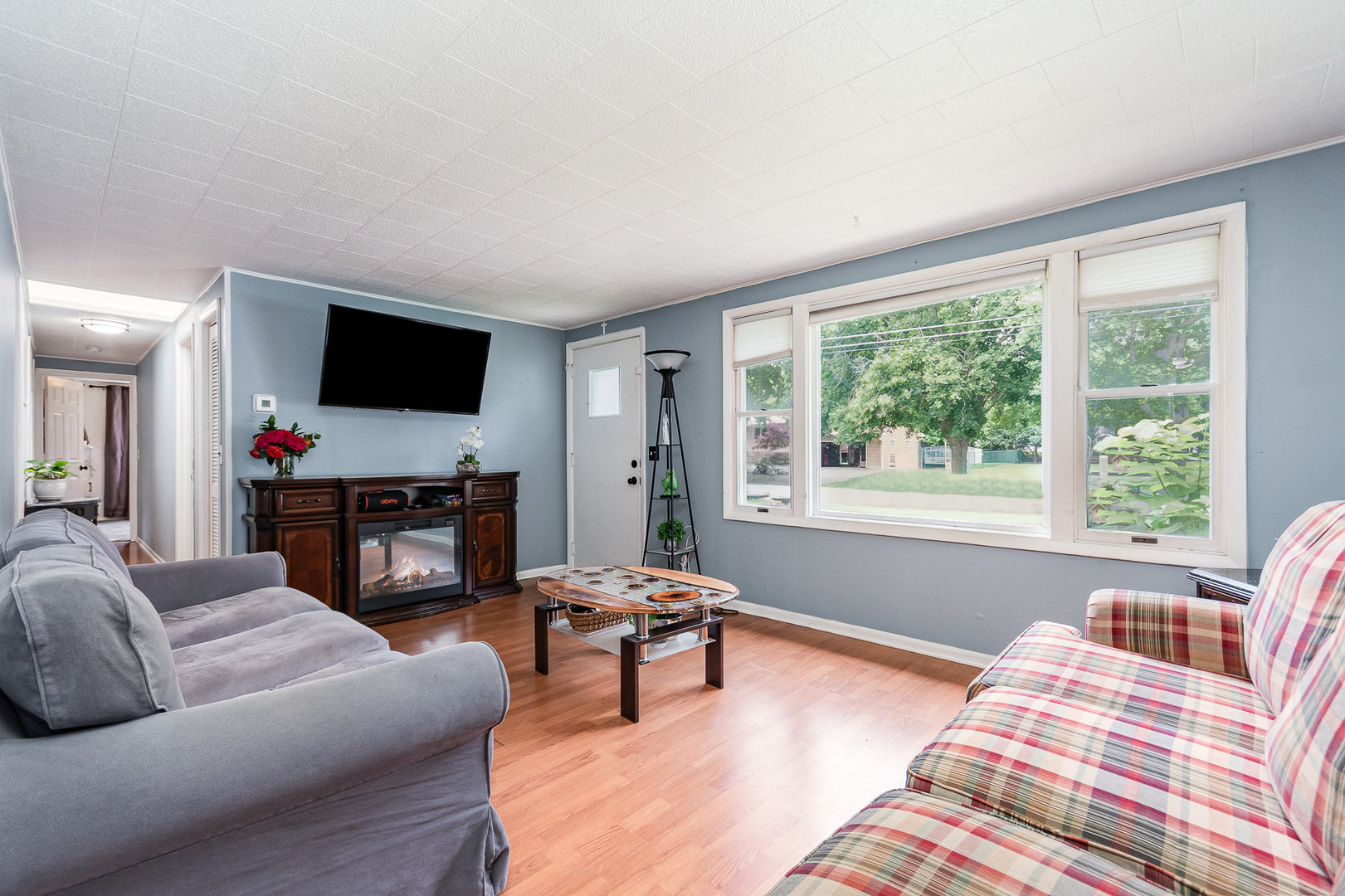 1420 Manhatas Trail, Algonquin, IL 60102