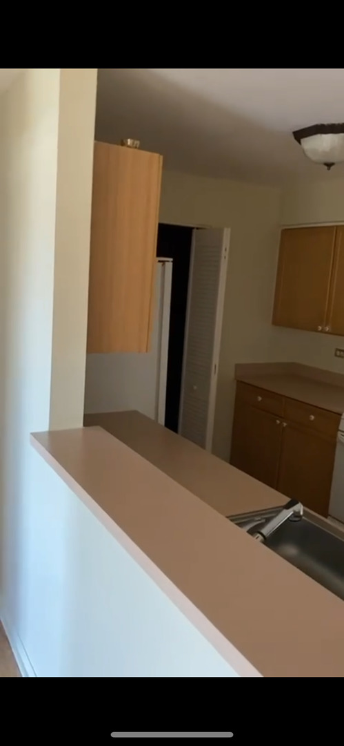 786 N Gary Avenue #106, Carol Stream, IL 60188
