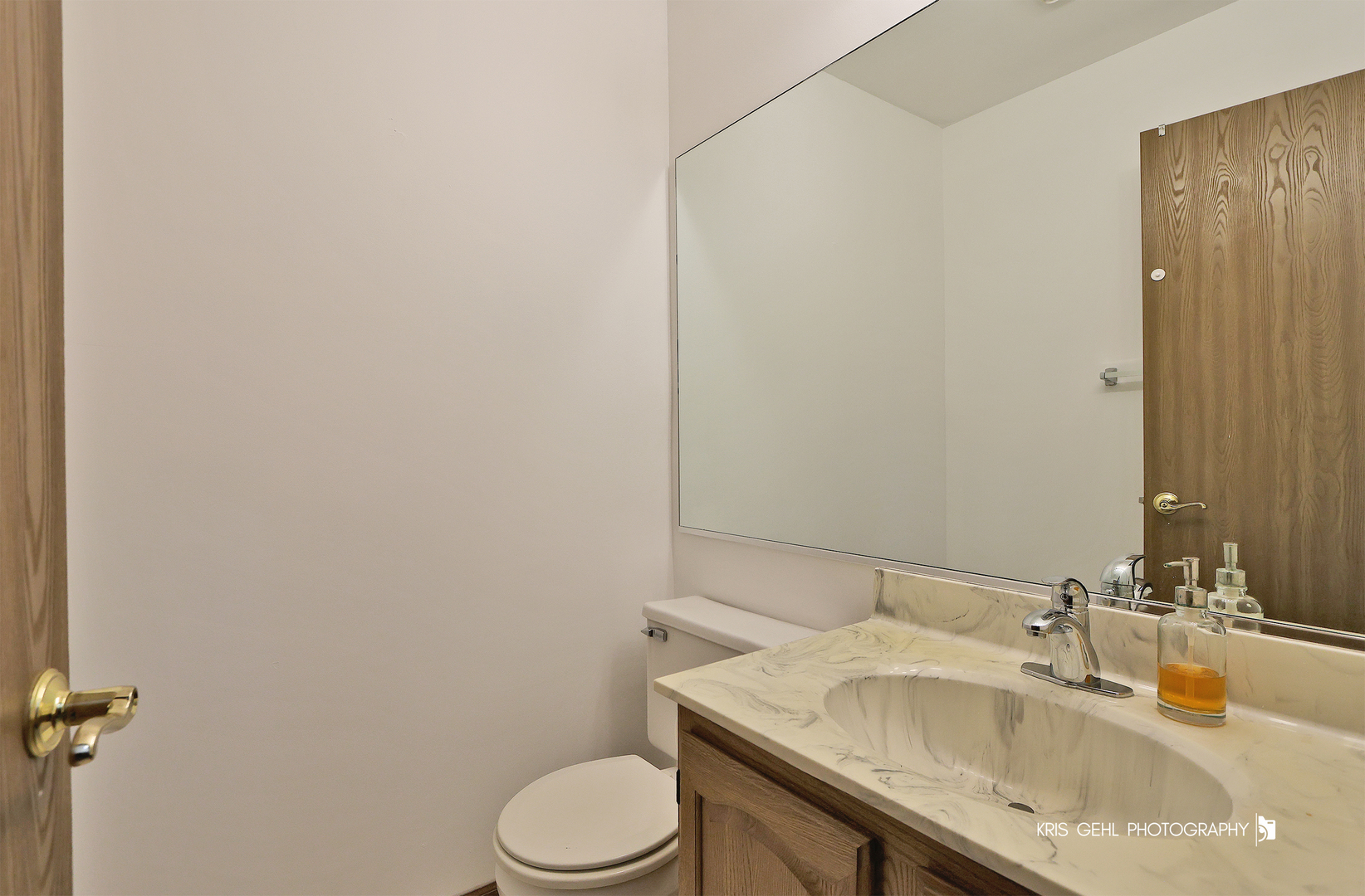 6109 Golfview Drive, Gurnee, IL 60031