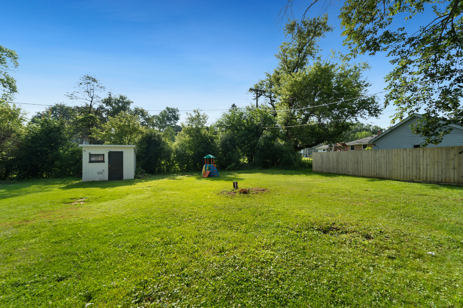 37791 N De Woody Road, Beach Park, IL 60087
