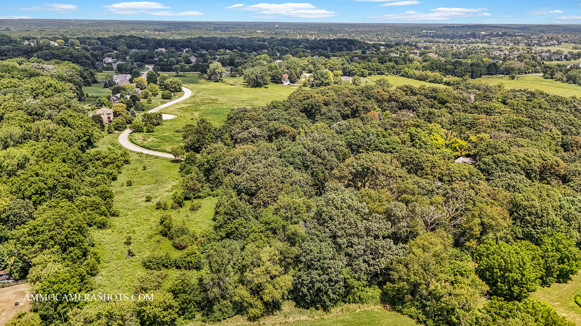 41W066 Campton Woods Drive, St. Charles, IL 60175