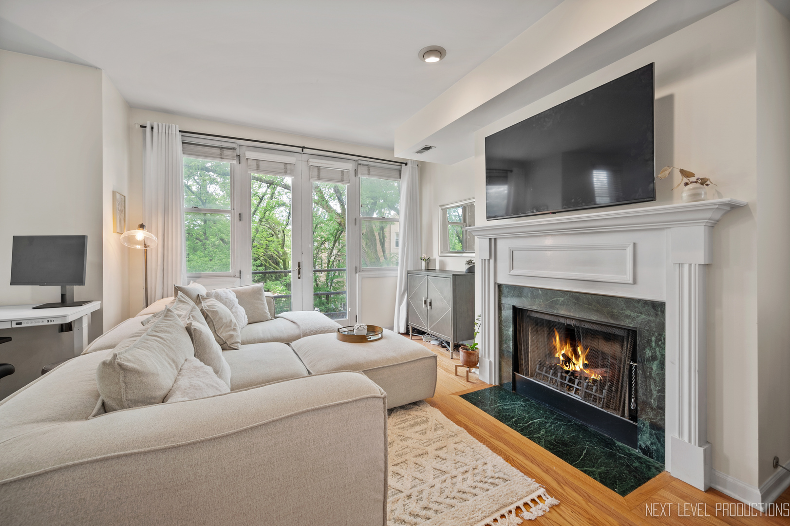 1221 W School Street #2, Chicago, IL 60657