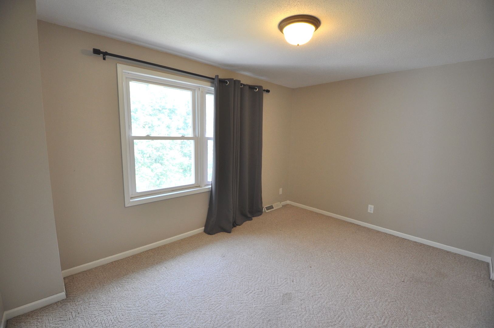 25680 W Raska Lane #5, Lake Villa, IL 60046