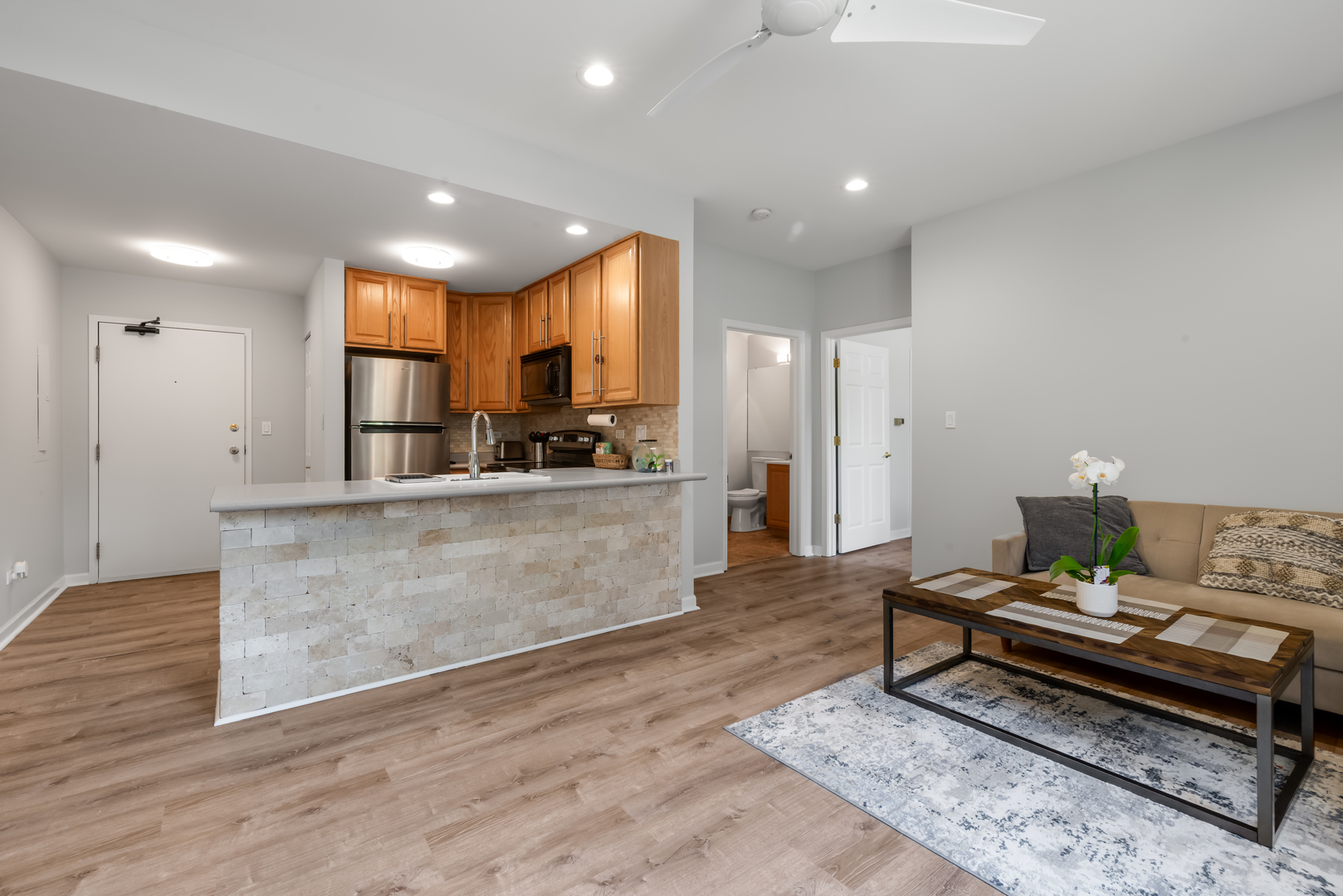 1 Renaissance Place #8GF, Palatine, IL 60067
