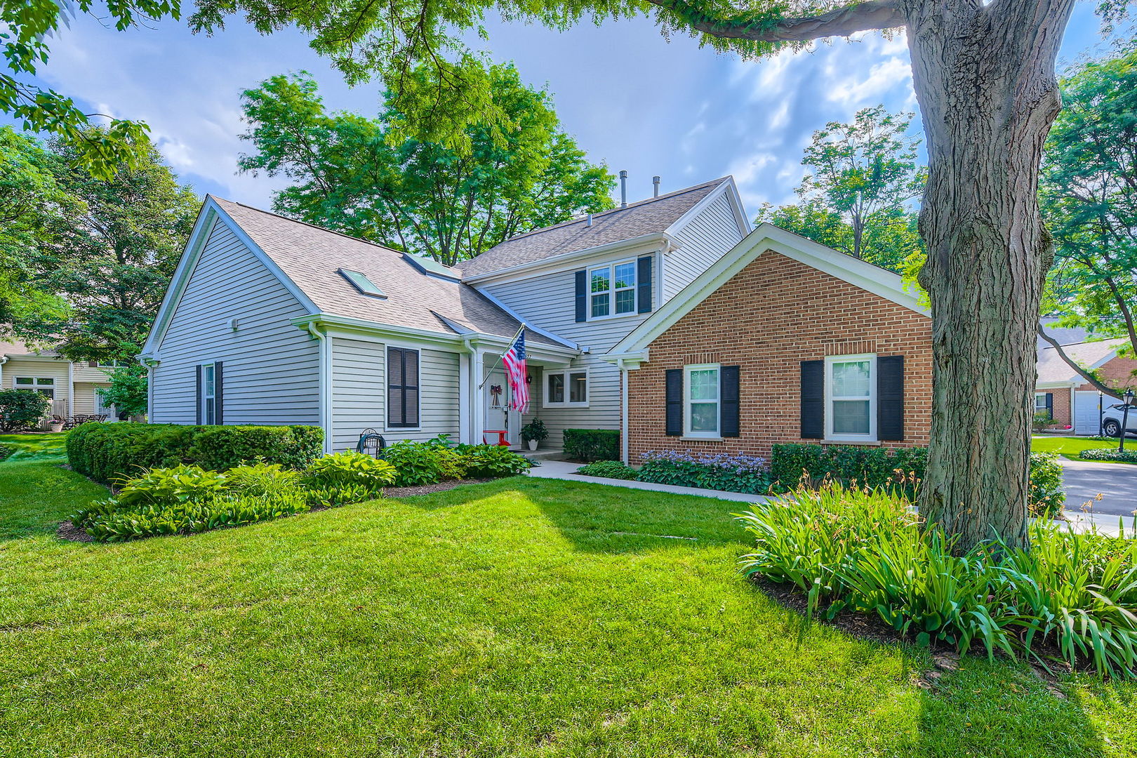 457 Sutherland Lane, Prospect Heights, IL 60070