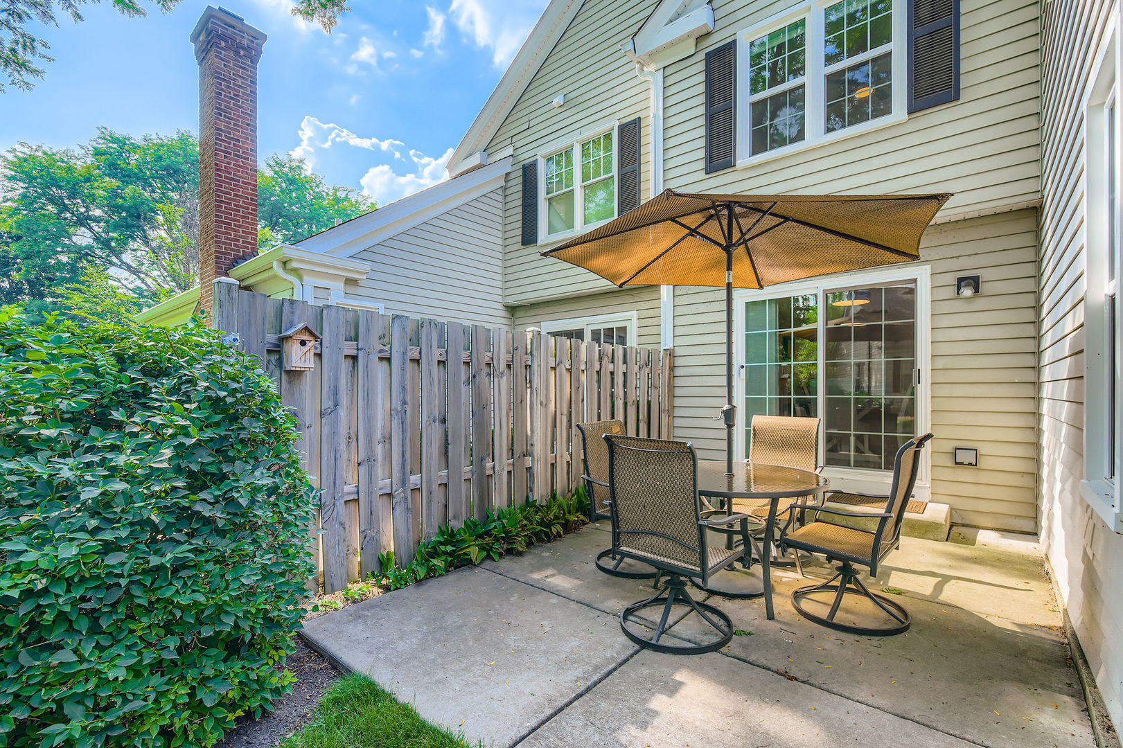 457 Sutherland Lane, Prospect Heights, IL 60070