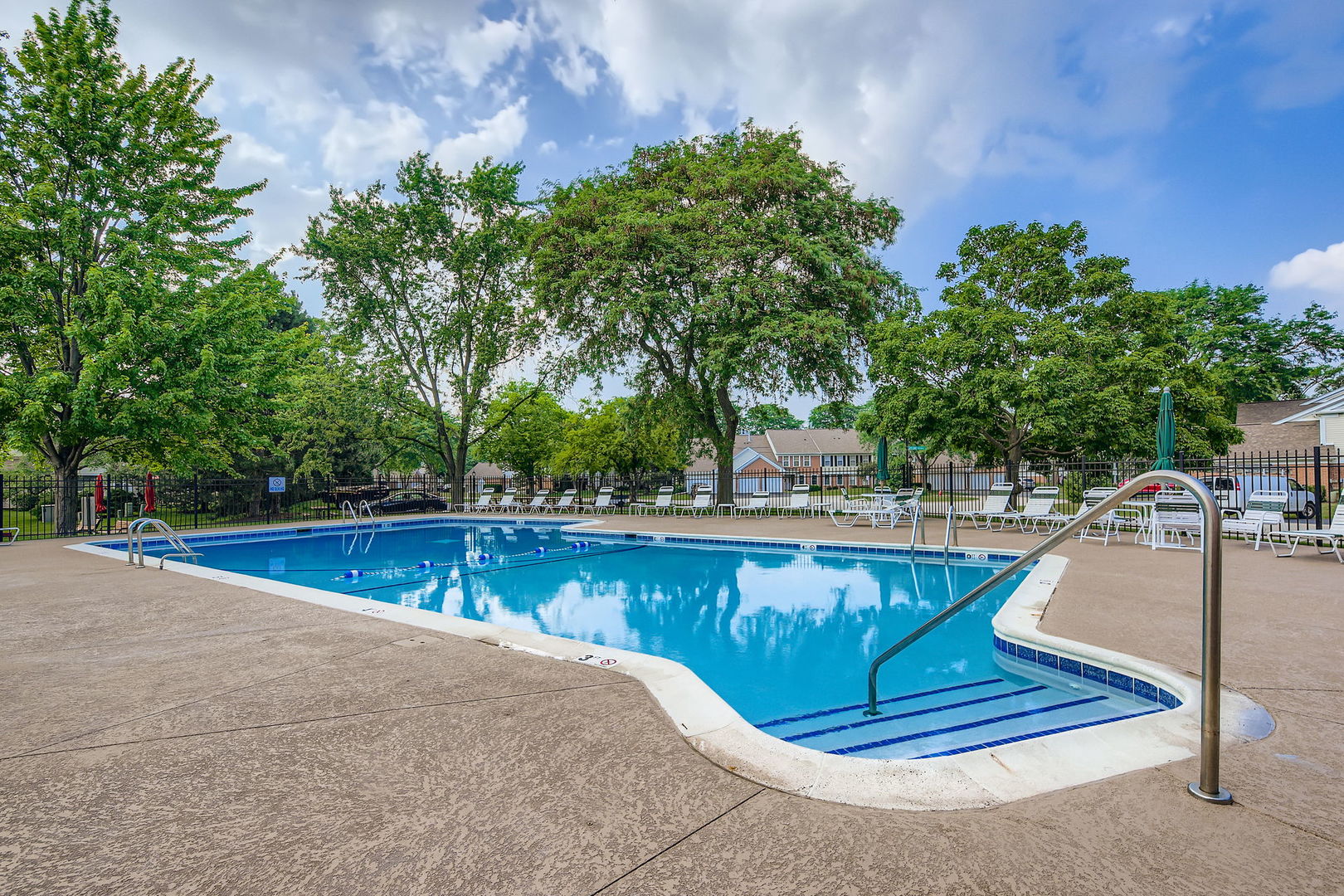 457 Sutherland Lane, Prospect Heights, IL 60070