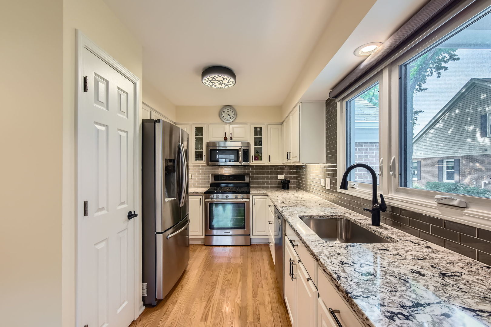 457 Sutherland Lane, Prospect Heights, IL 60070