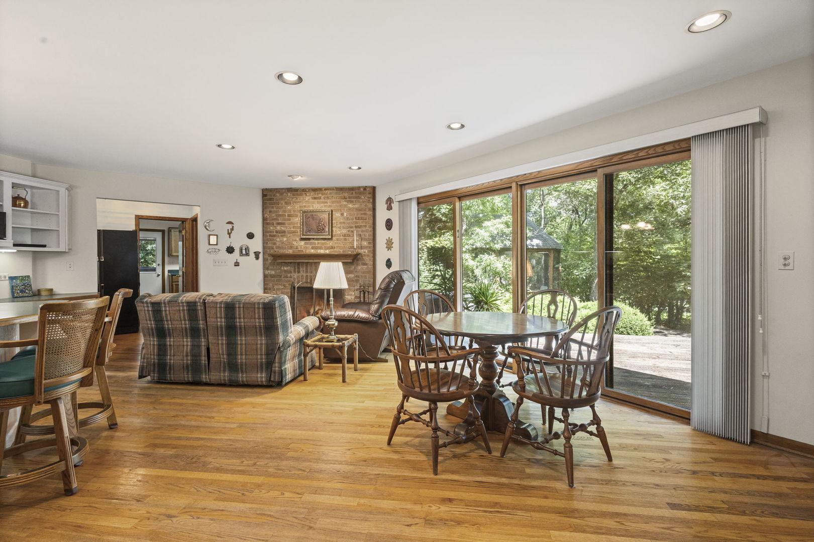 4 Brierwoods Lane, Hawthorn Woods, IL 60047