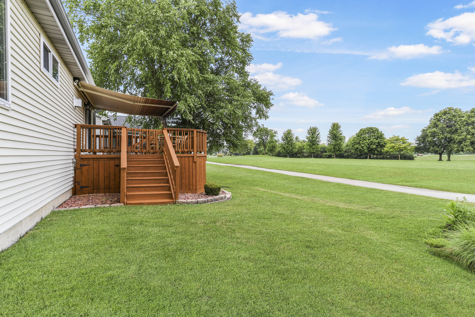 21308 W Redwood Drive, Plainfield, IL 60544