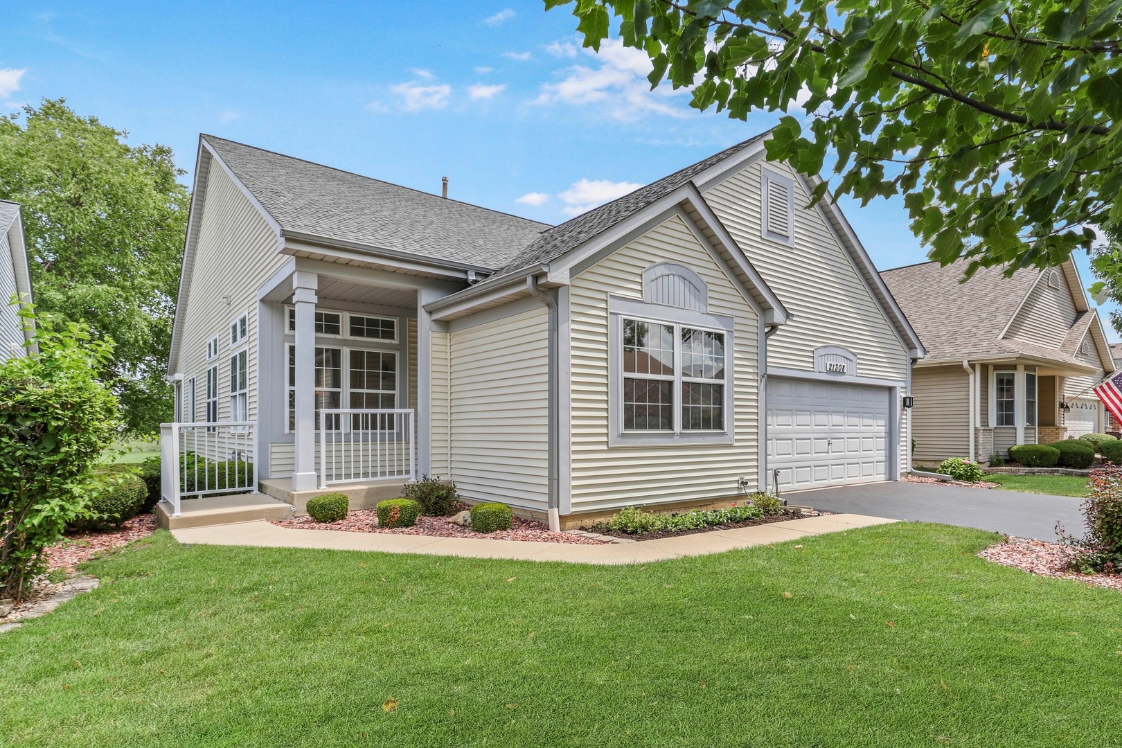21308 W Redwood Drive, Plainfield, IL 60544