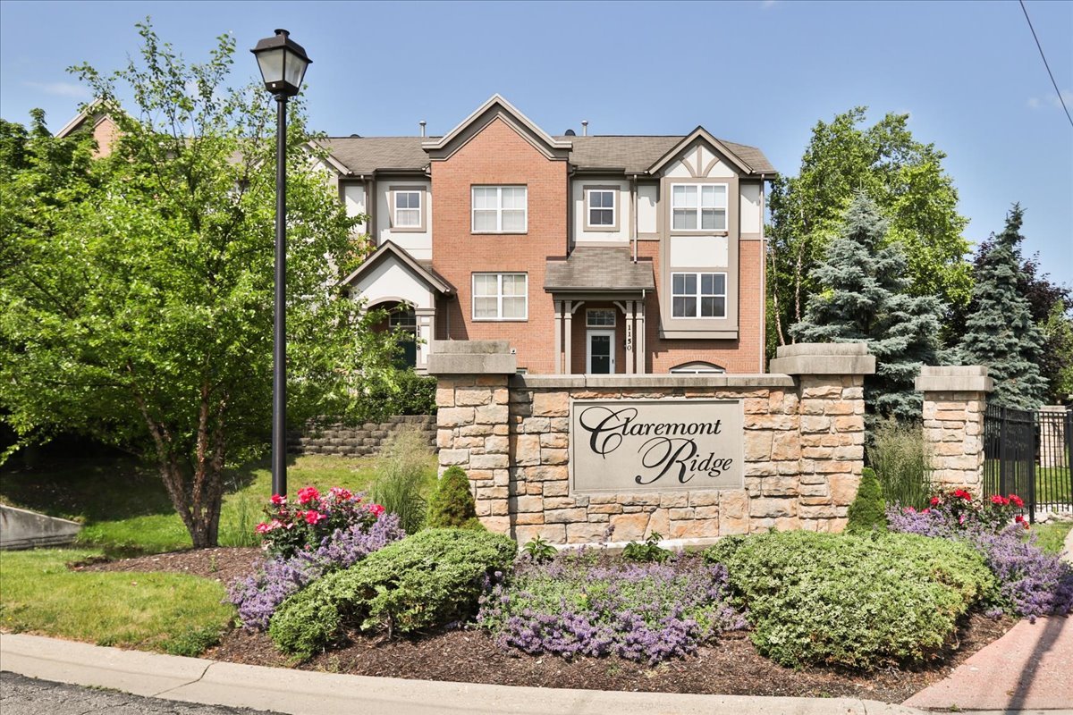 1137 N Claremont Drive, Palatine, IL 60074