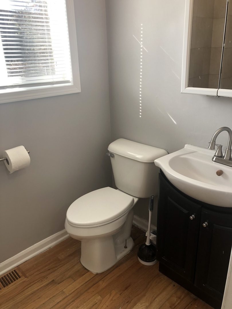 4124 W 136th Place, Robbins, IL 60472