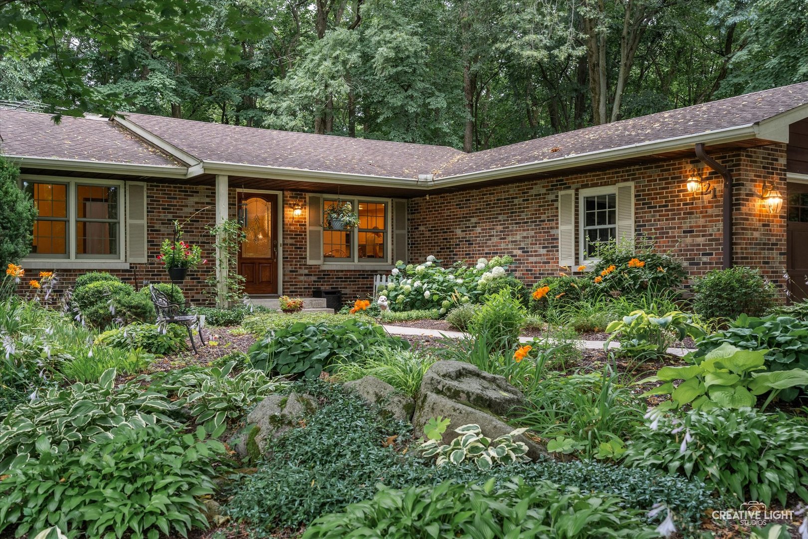 21 W Timberlake Trail, Oswego, IL 60543
