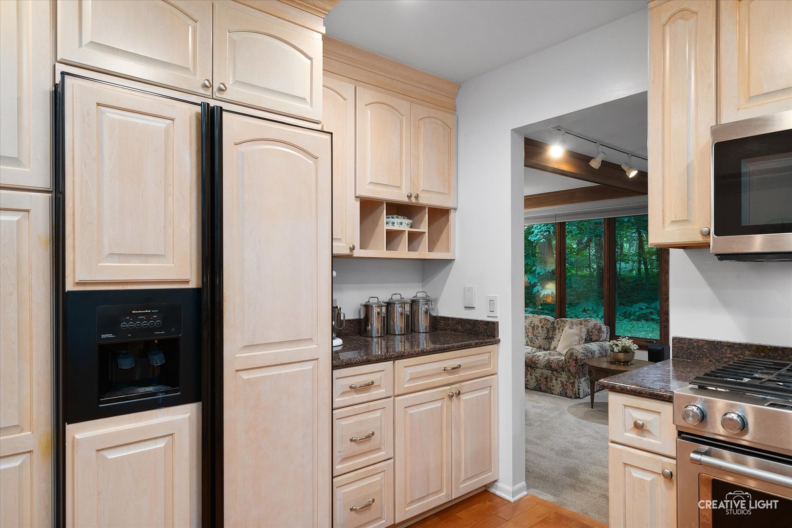 21 W Timberlake Trail, Oswego, IL 60543