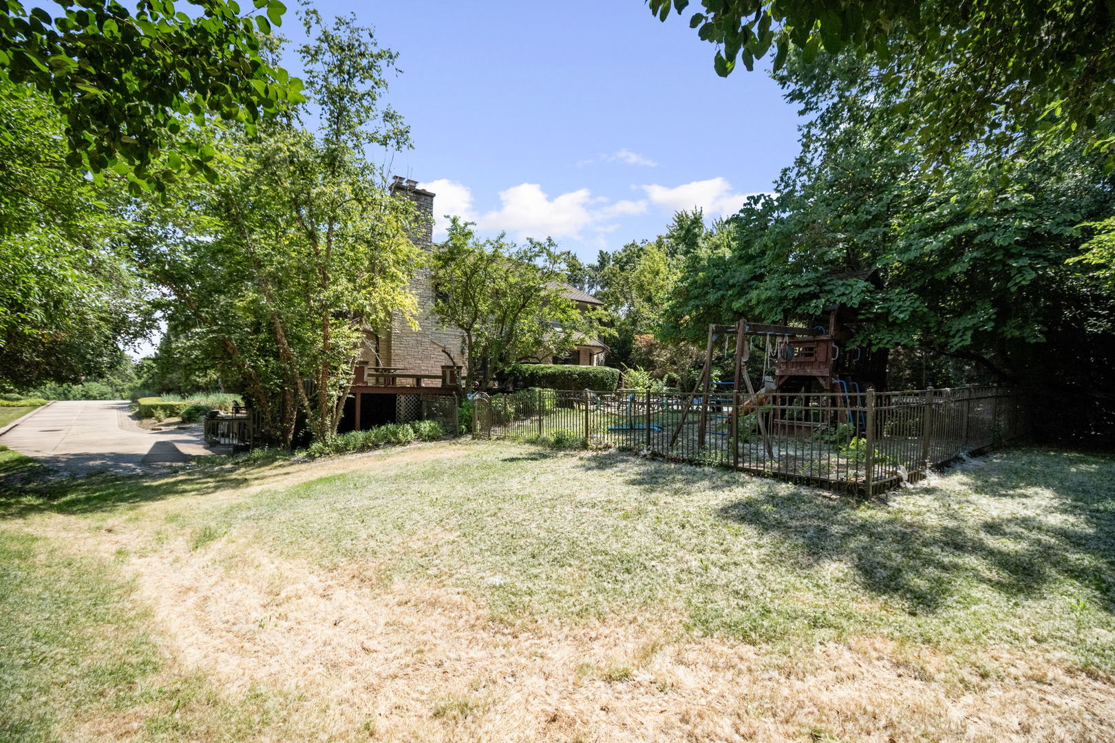 4 Keri Lane, Burr Ridge, IL 60527