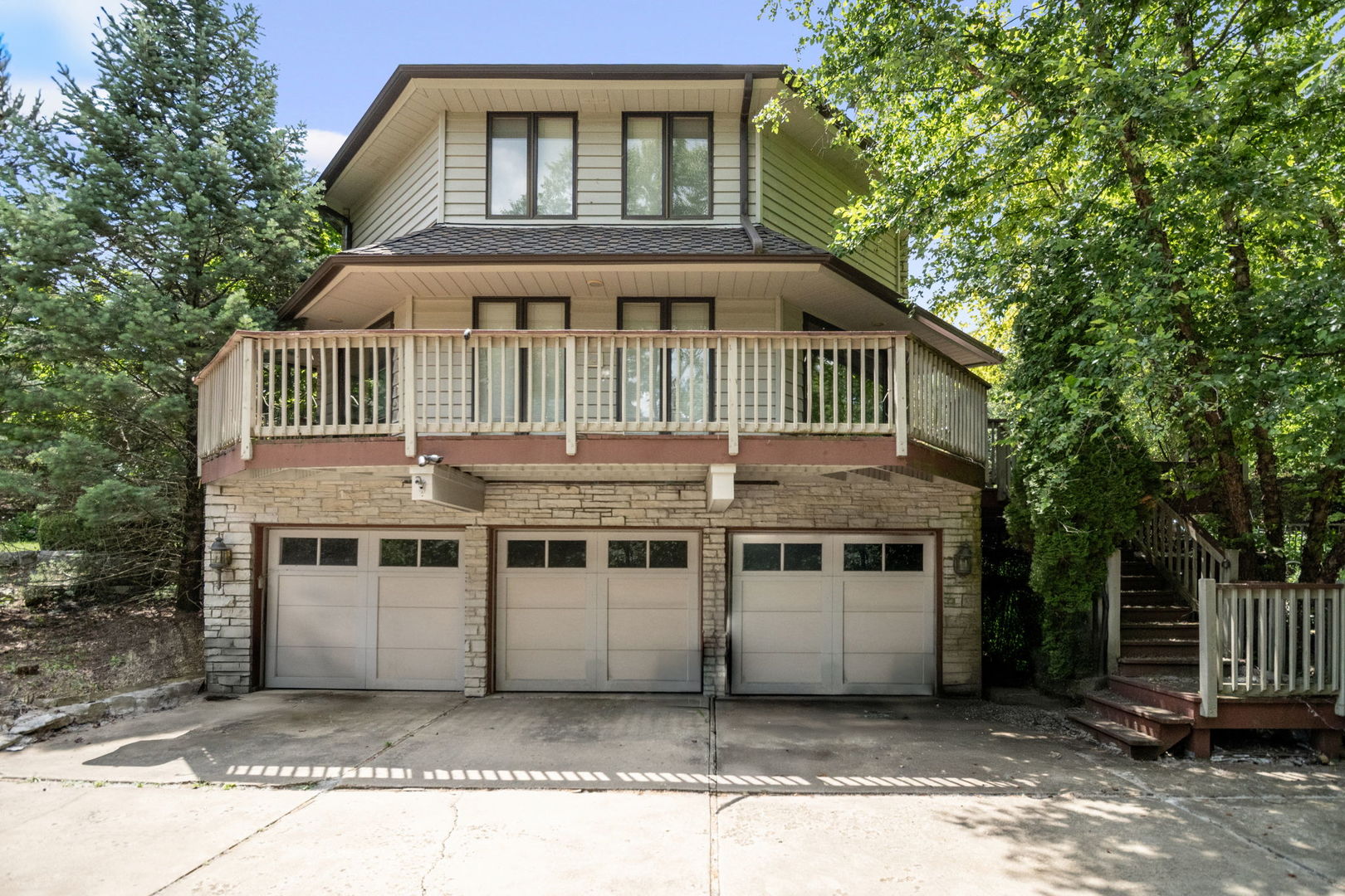 4 Keri Lane, Burr Ridge, IL 60527
