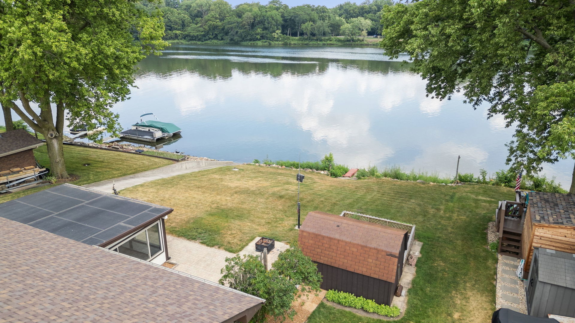 24730 W Cottage Road, Wilmington, IL 60481