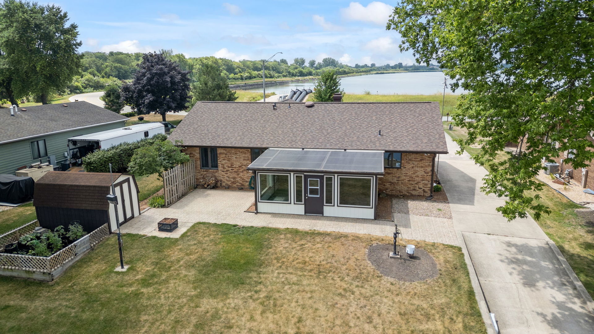 24730 W Cottage Road, Wilmington, IL 60481