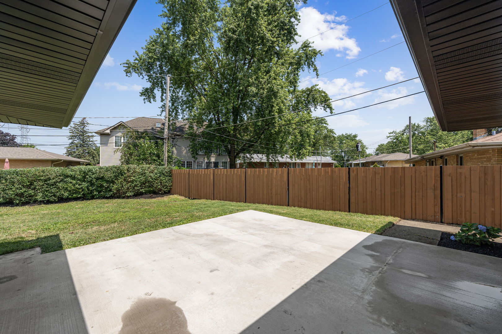 300 Lance Drive, Des Plaines, IL 60016