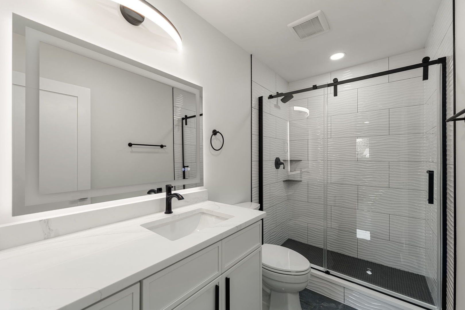 300 Lance Drive, Des Plaines, IL 60016