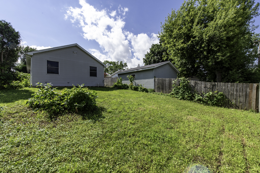 2131 Prospect Avenue, North Chicago, IL 60064