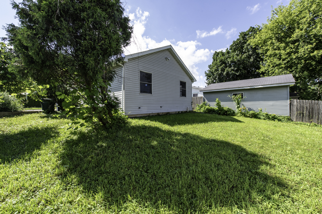 2131 Prospect Avenue, North Chicago, IL 60064