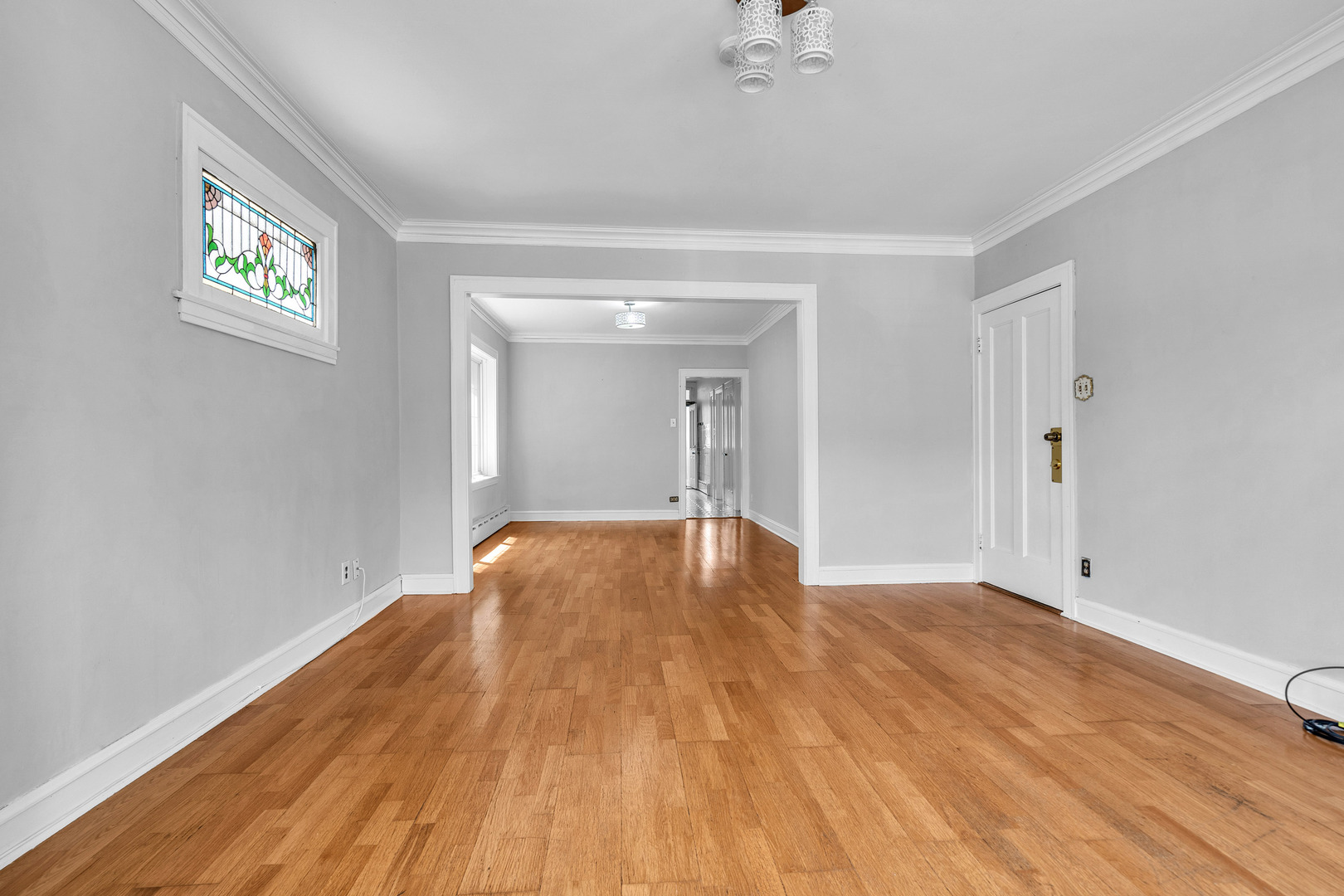 1842 Elmwood Avenue, Berwyn, IL 60402