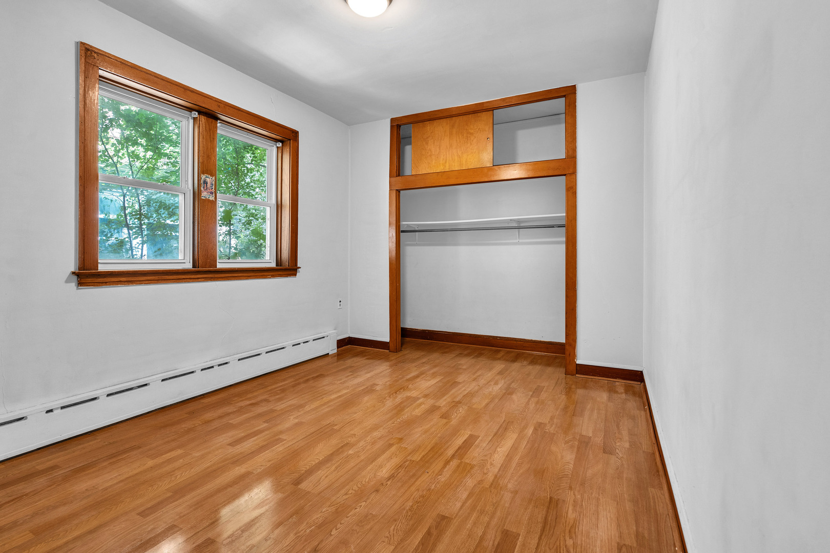 1842 Elmwood Avenue, Berwyn, IL 60402