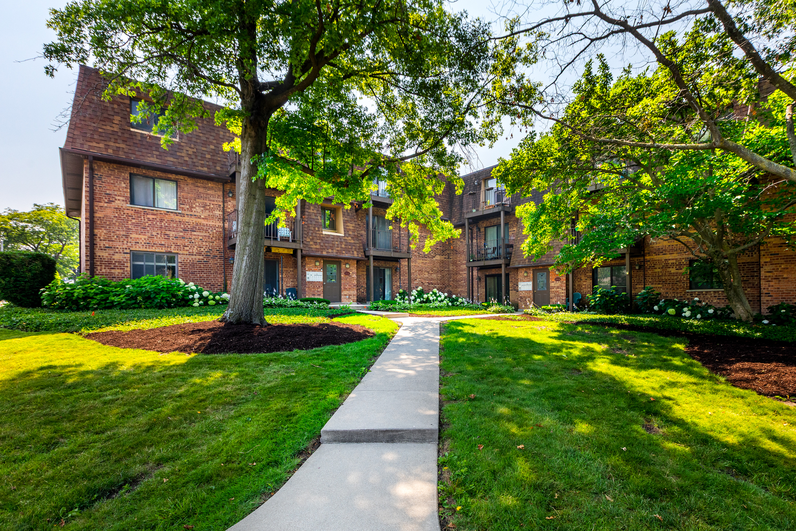 1500 S Fairfield Avenue #2A, Lombard, IL 60148