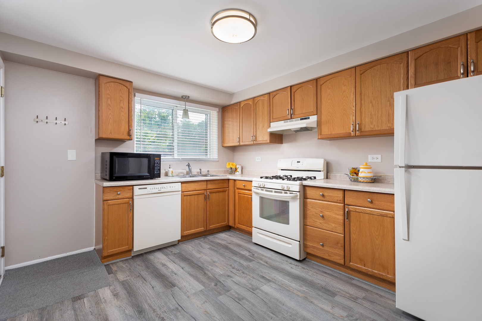 1500 S Fairfield Avenue #2A, Lombard, IL 60148