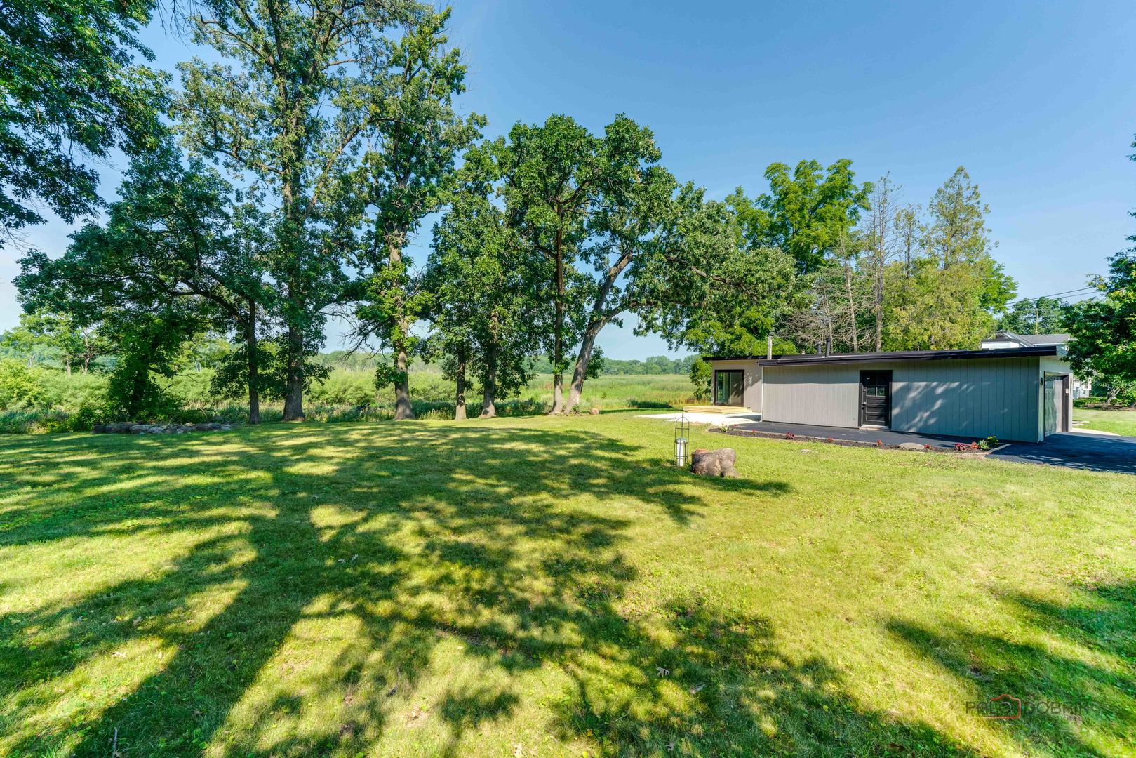 1803 Orchard Lane, McHenry, IL 60050