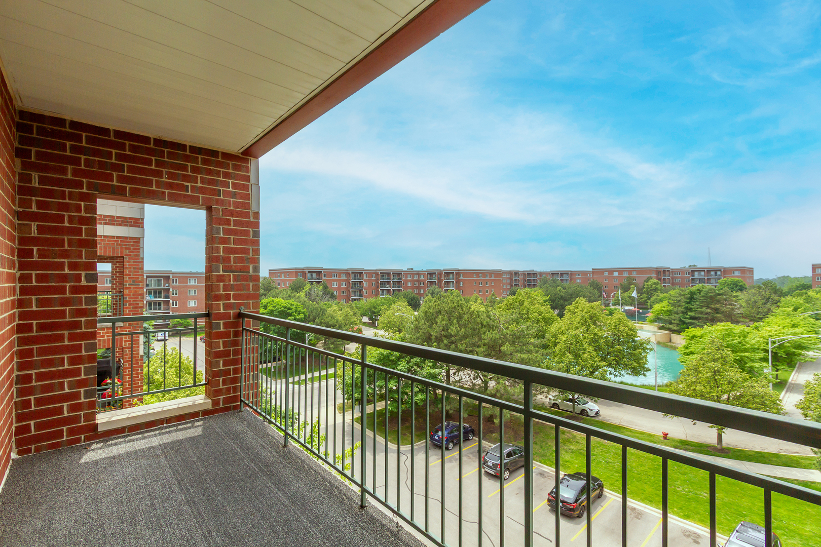 6400 W Berteau Avenue #502, Chicago, IL 60634