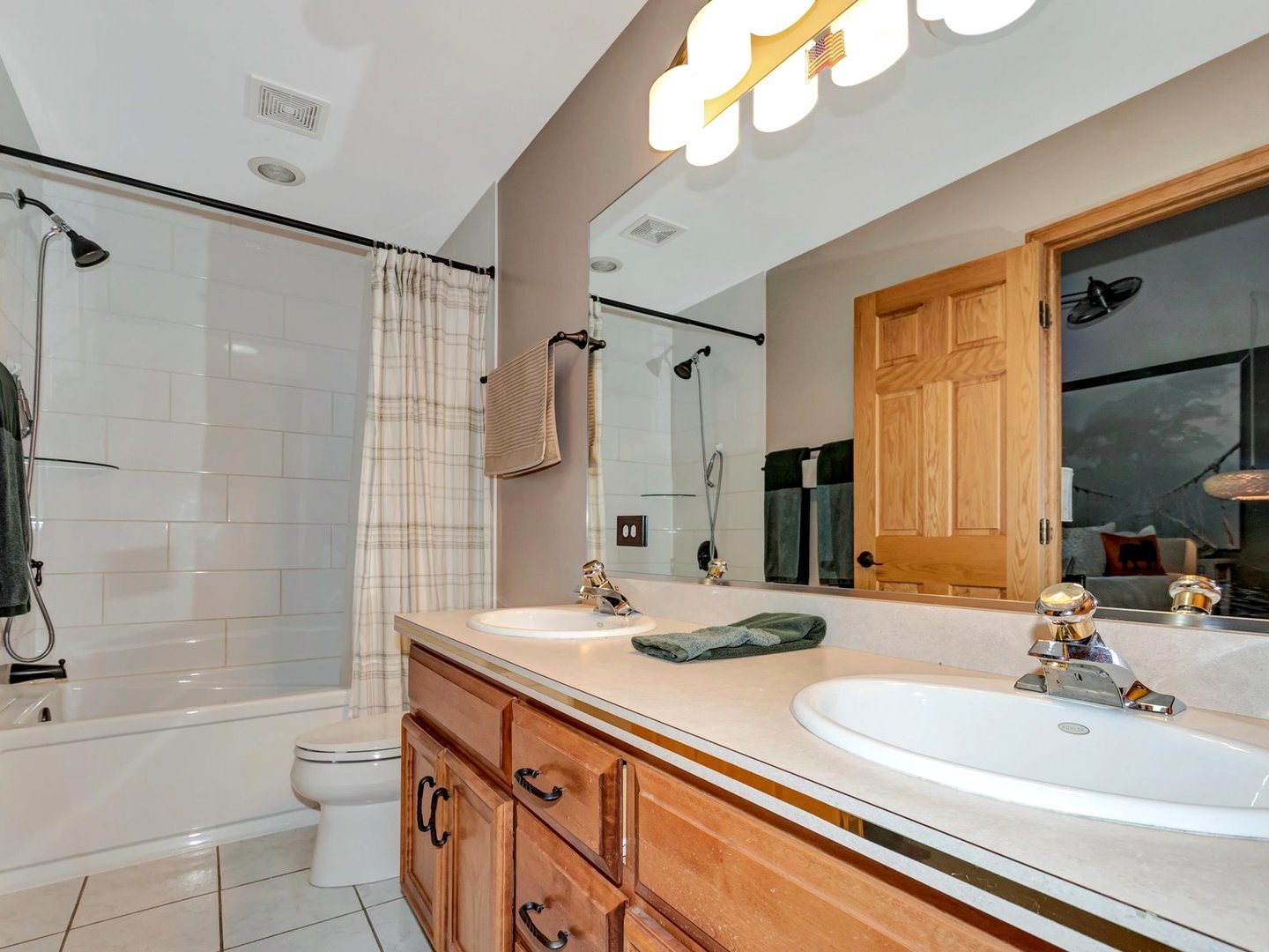 18513 S Rachel Drive, Mokena, IL 60448