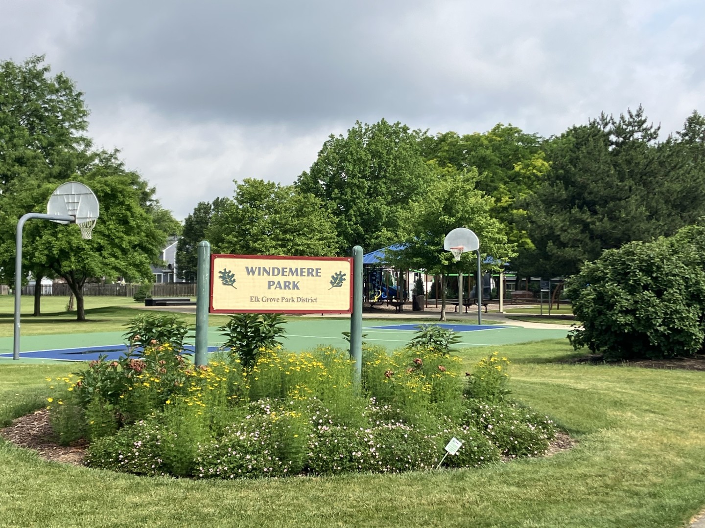 800 Cardinal Lane, Elk Grove Village, IL 60007
