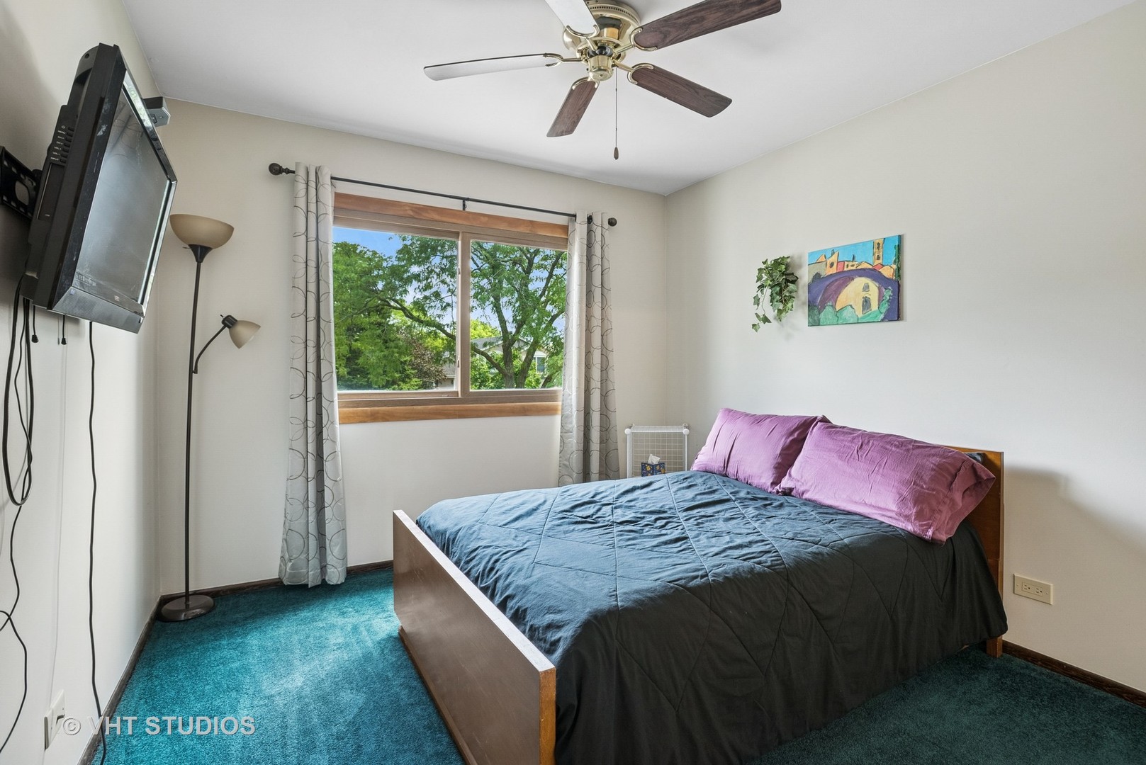 800 Cardinal Lane, Elk Grove Village, IL 60007