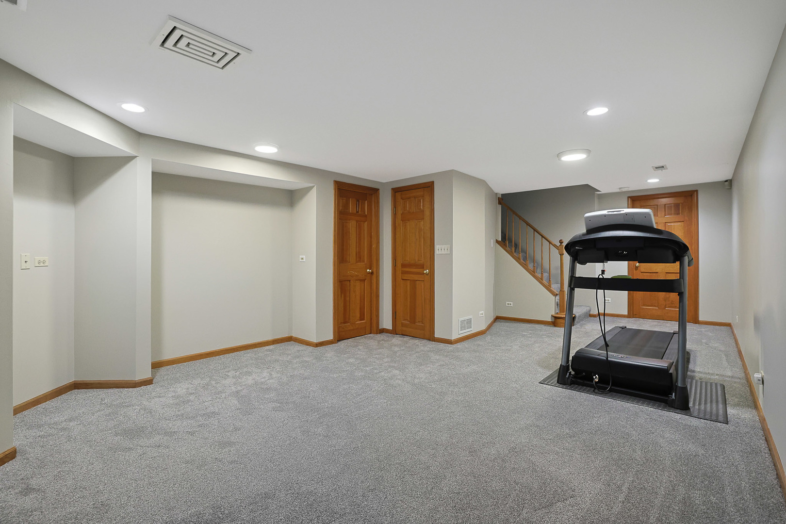 2394 Bayside Court, Lisle, IL 60532