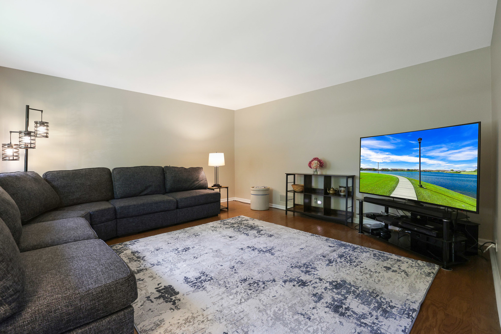2394 Bayside Court, Lisle, IL 60532