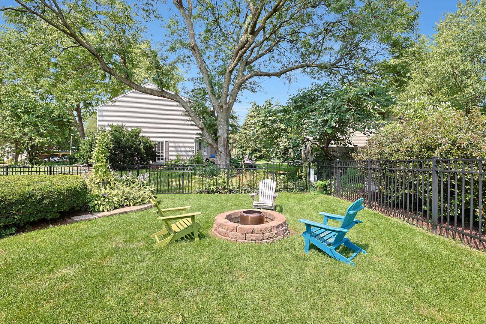 2394 Bayside Court, Lisle, IL 60532