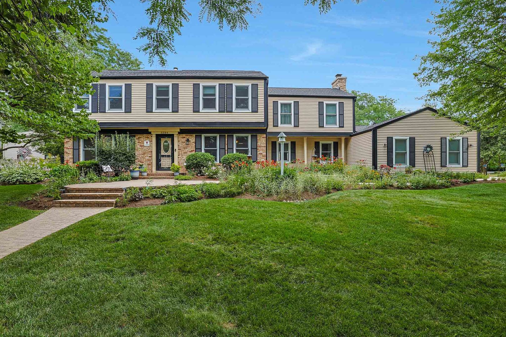 2394 Bayside Court, Lisle, IL 60532