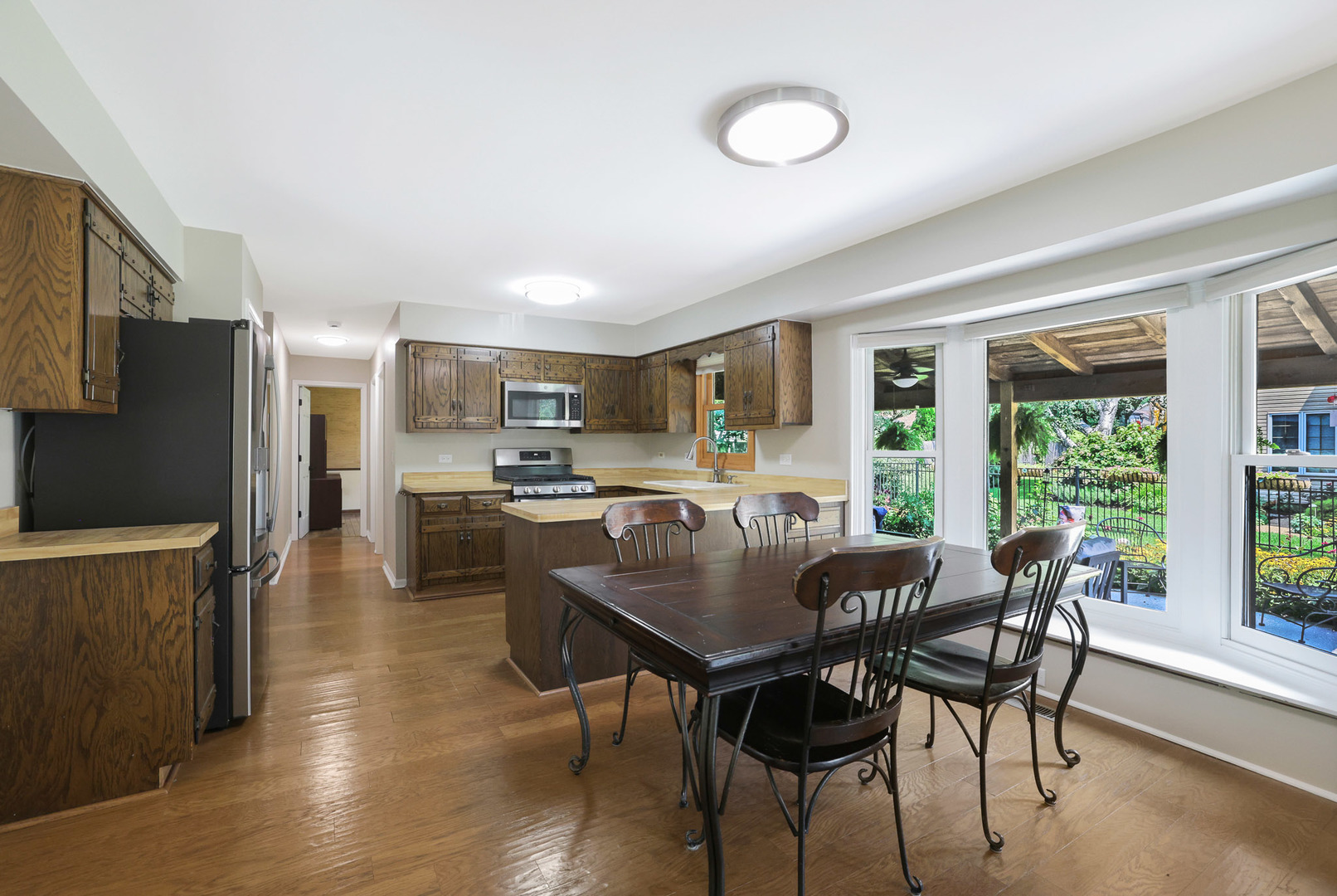 2394 Bayside Court, Lisle, IL 60532
