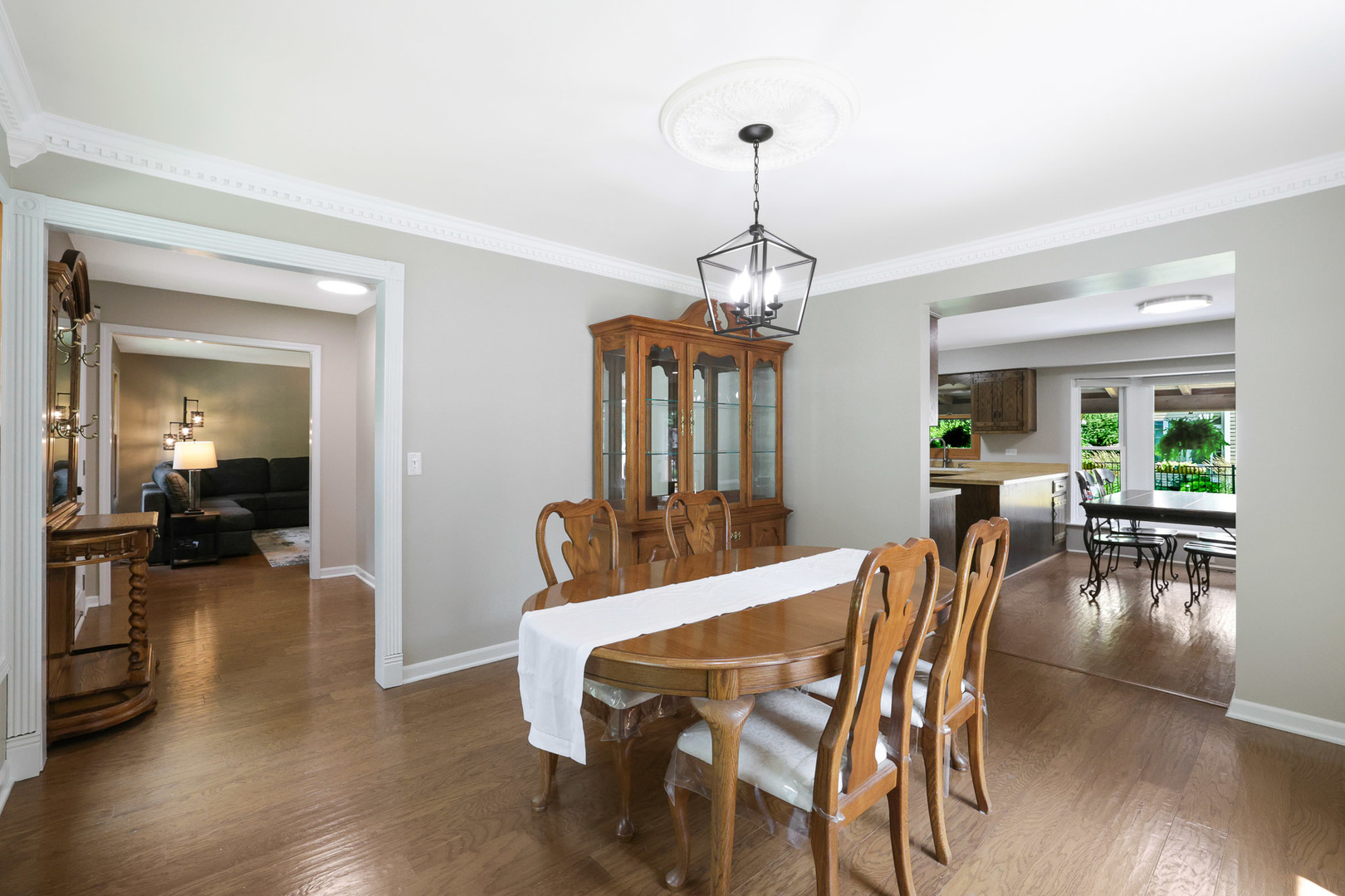 2394 Bayside Court, Lisle, IL 60532
